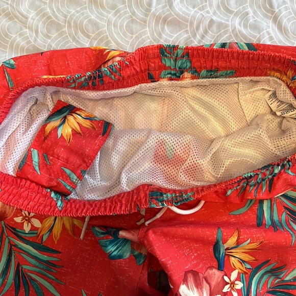 Mens Hawaiian Swim Trunks - Picture 5 of 9
